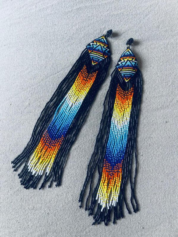 Boucles d’oreilles Chaquira en perles de verre - Artisanat Huichol